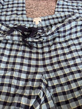 State of the Day- Cozy Plaid Women's Lounge Shorts - Light Blue & Navy. XL. New.